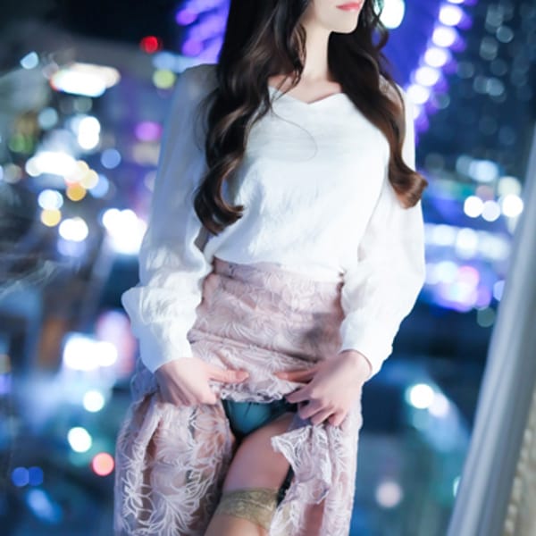 瞳美(ひとみ)