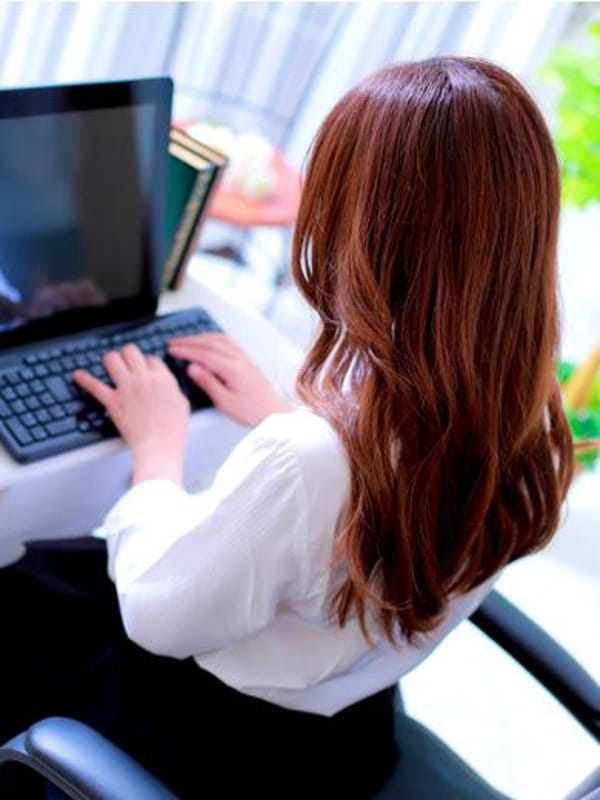 あかり|CHARMANTでおすすめの女の子