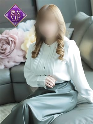 千里(ちさと)奥様【VIP】|金沢の20代,30代,40代,50代,が集う人妻倶楽部で評判の女の子