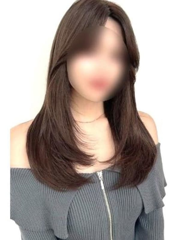 体験まお|ミセスコレクションで評判の女の子