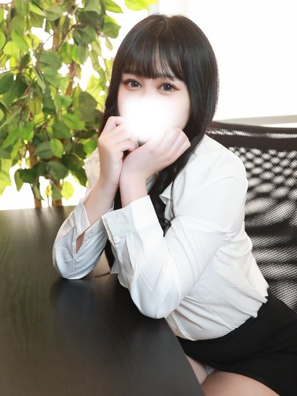 しいなchan|AZUL本庄で評判の女の子