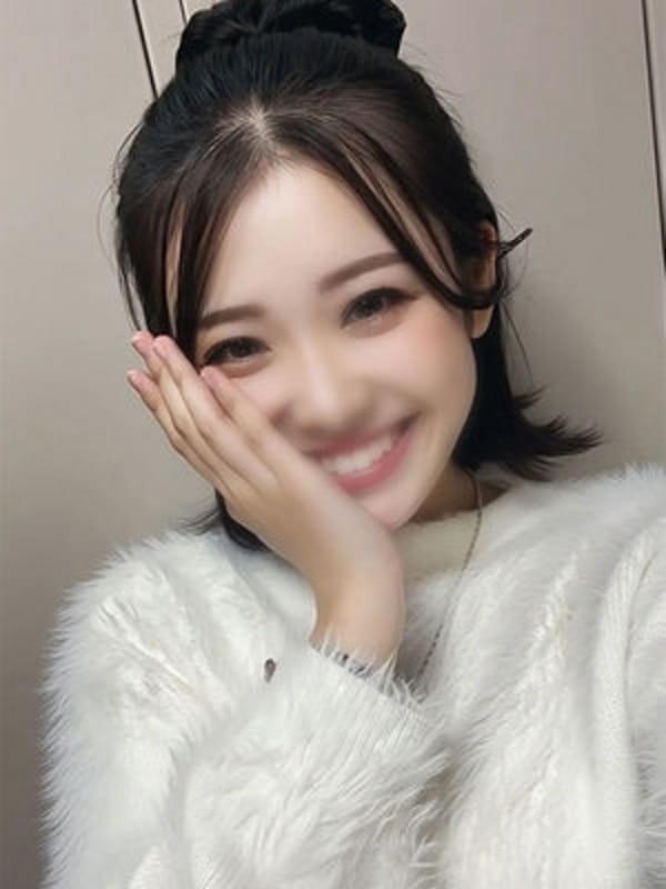 松岡はな|断りきれない美人マッサージ嬢たちでおすすめの女の子