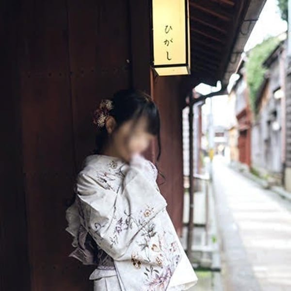 なつね『潮吹きド変態奥様』