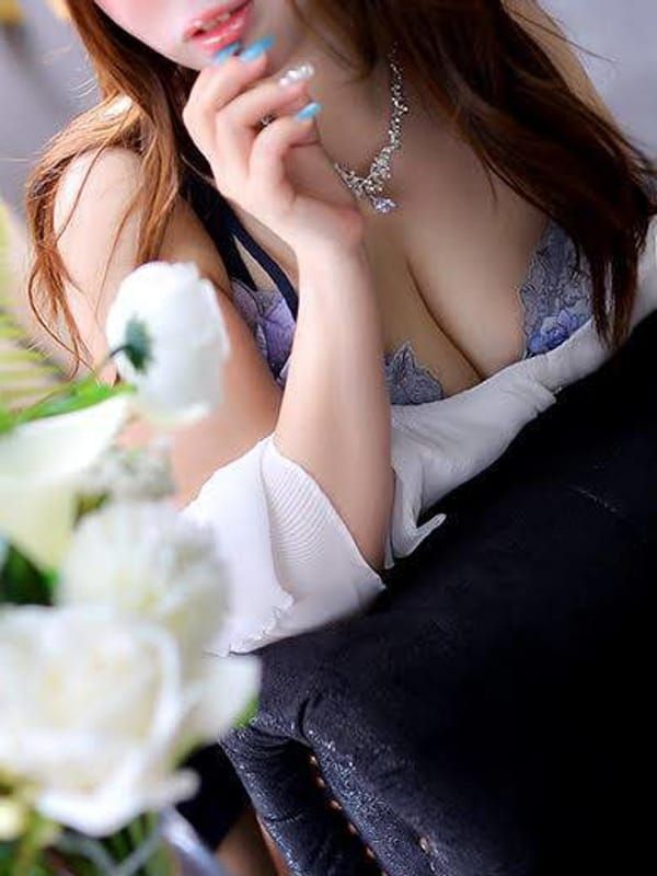 ゆみ『爆乳Hカップ艶妻』|金妻 - 金沢風俗