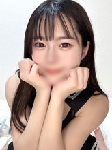 シオリ|HILLS WESTでおすすめの女の子