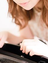 しおり|奥様メモリアルでおすすめの女の子