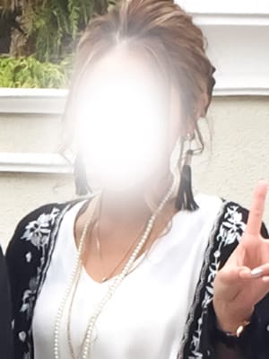 ちあき【美しく妖艶な切れ長な瞳】