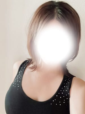 かんな【無警戒な人妻の谷間を狙い撃ち】