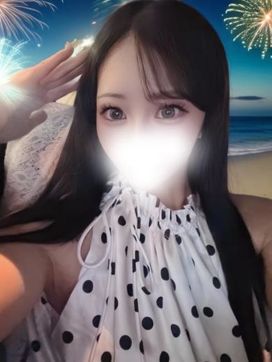 すみれ|WETで評判の女の子