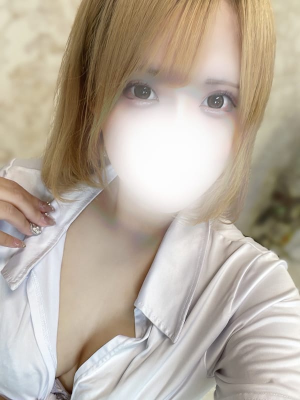 じゅり【輝く純粋な瞳…】【吸い込まれそう…】