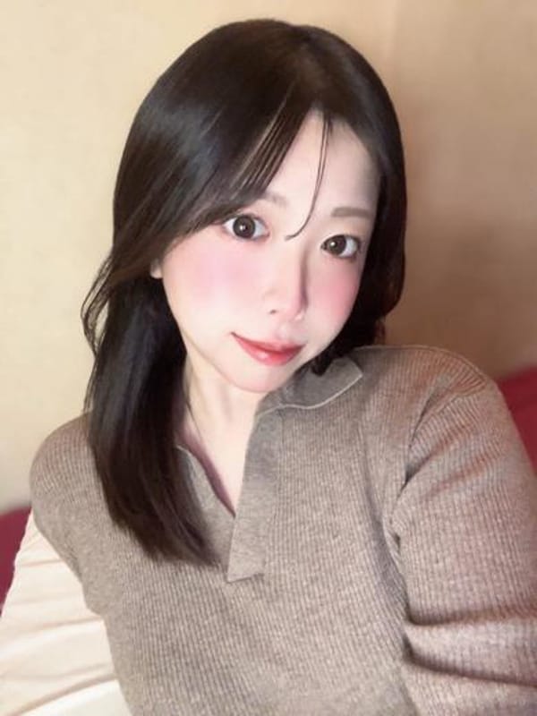 かほ【巨乳細身美女】