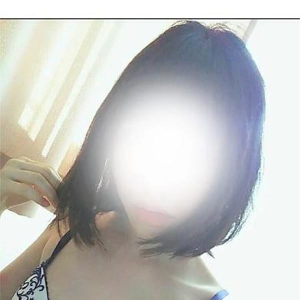 つきひ【色白美女！アラサー】