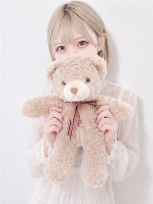 あみな　22歳