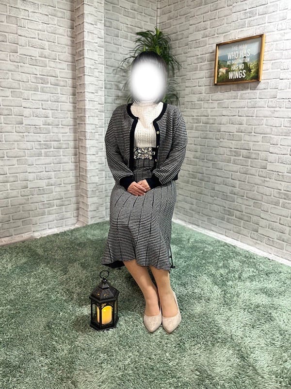 新人【るる】奥様|静岡人妻教室でおすすめの女の子