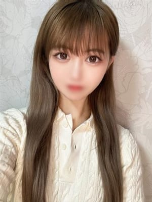 蛍なの【癒しの笑顔とエッチなお尻】
