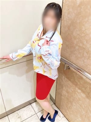 佐倉 渚|人妻待ち合わせ 昼妻夜でおすすめの女の子