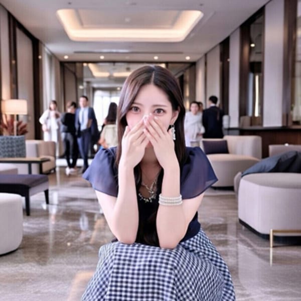 【れいら】小柄超かわいい子