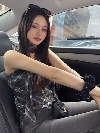 えいな【高身長×F乳×顔入動画】|ウィザードでおすすめの女の子