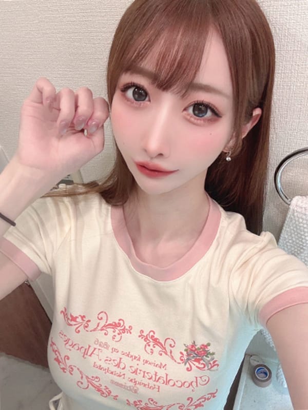 ゆりの【透明感抜群G乳×動画〇】|ウィザードで評判の女の子