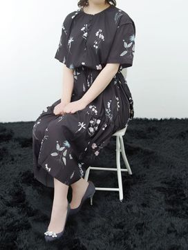 りんか|人妻の輝きで評判の女の子