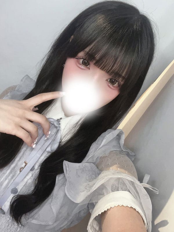 あいす☆細身巨乳のベロチュー娘|PREMIUM～プレミアム～で評判の女の子