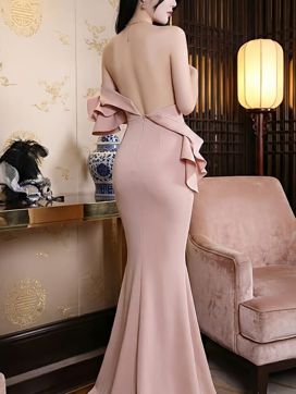 長濱 依織|クラブ アイリス名古屋で評判の女の子