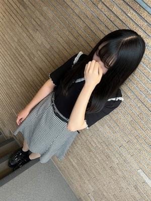 みなみ|レンタル美少女～堕とされた優等生でおすすめの女の子