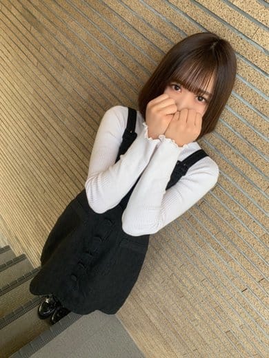 梨央(りお)|レンタル美少女～堕とされた優等生でおすすめの女の子