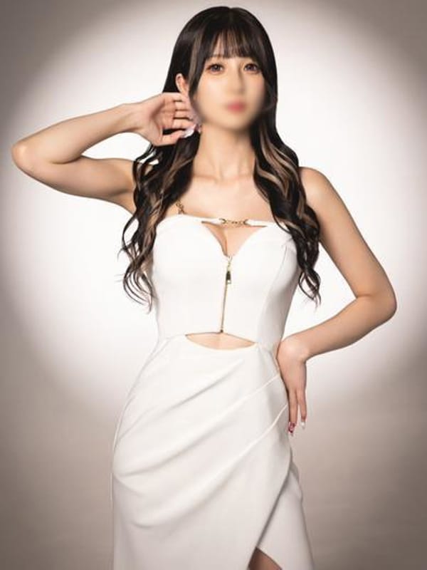 月野あいな|ウルトラプラチナムでおすすめの女の子