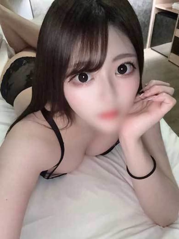 佐々木なぎ|ウルトラプラチナムでおすすめの女の子