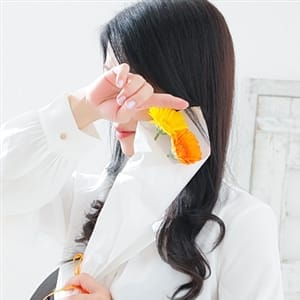 知念 くみ