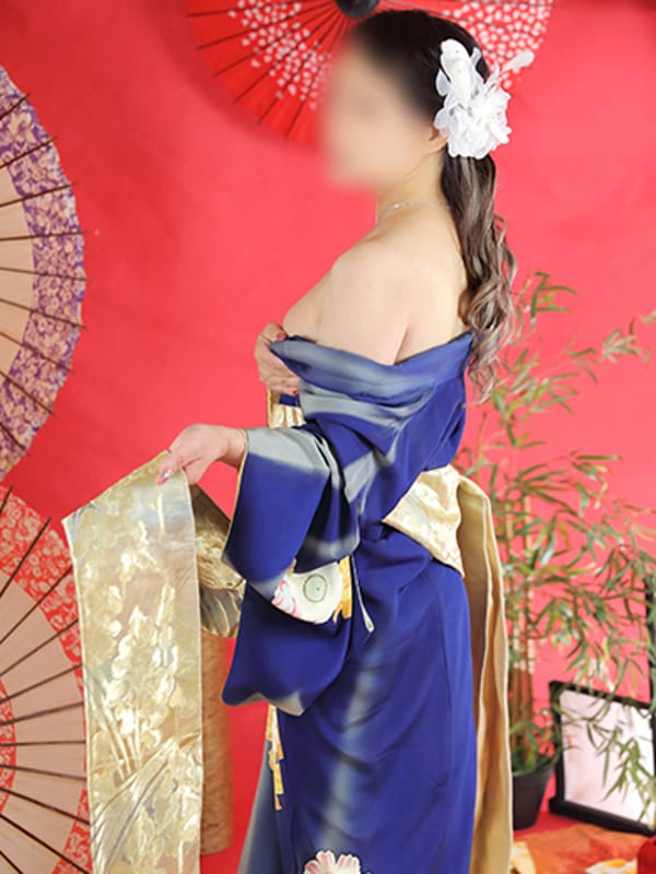 沙都美（さとみ）|北九州・熟女専門処・紫蘭マダムでおすすめの女の子