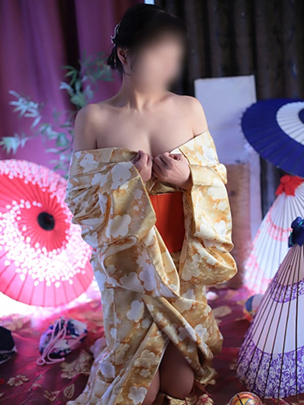 結花（ゆいか）|北九州・熟女専門処・紫蘭マダムでおすすめの女の子