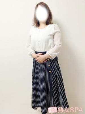 りく|熟女SPAで評判の女の子