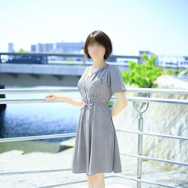 篠原 ちさと【ほんわか天然な美人マダム】 | こあくまな人妻・熟女たち広島店(KOAKUMAグループ)(広島市内)