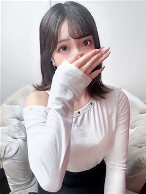 ひな|ジュエリーでおすすめの女の子