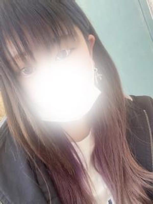 ちあき～業界未経験・18歳～【めっちゃ潮吹き！！！】