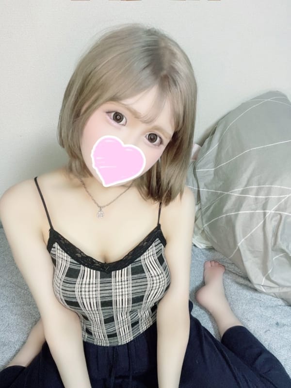 めろん|ゆるふわKISSで評判の女の子