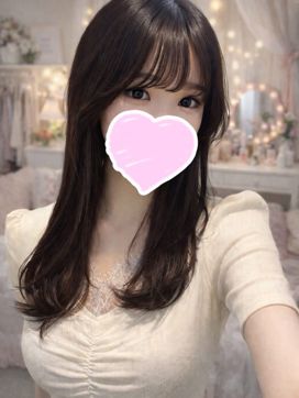 きろろ|ゆるふわKISSで評判の女の子