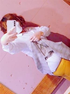 ちかこ★魅惑のダイナマイトボディ【可愛らしいエロ人妻】