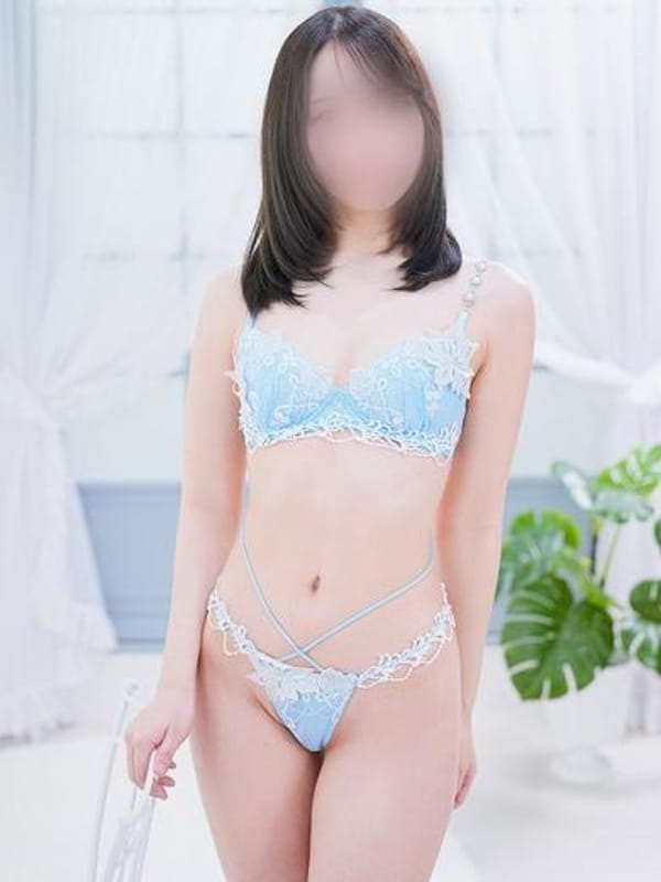 マユ