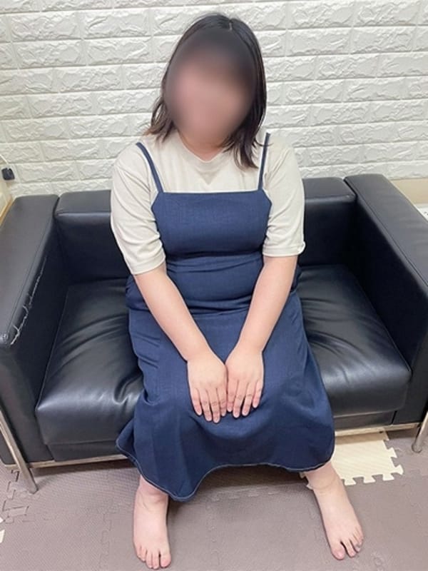 りえ|素人専門店ラブリーキスで評判の女の子