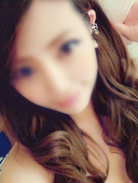 アヤ|エンジェルで評判の女の子