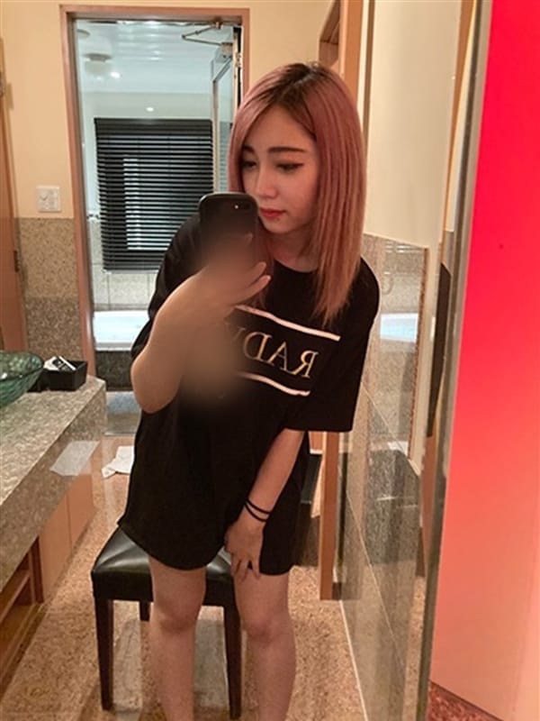 仲村沙里奈(なかむら さりな)