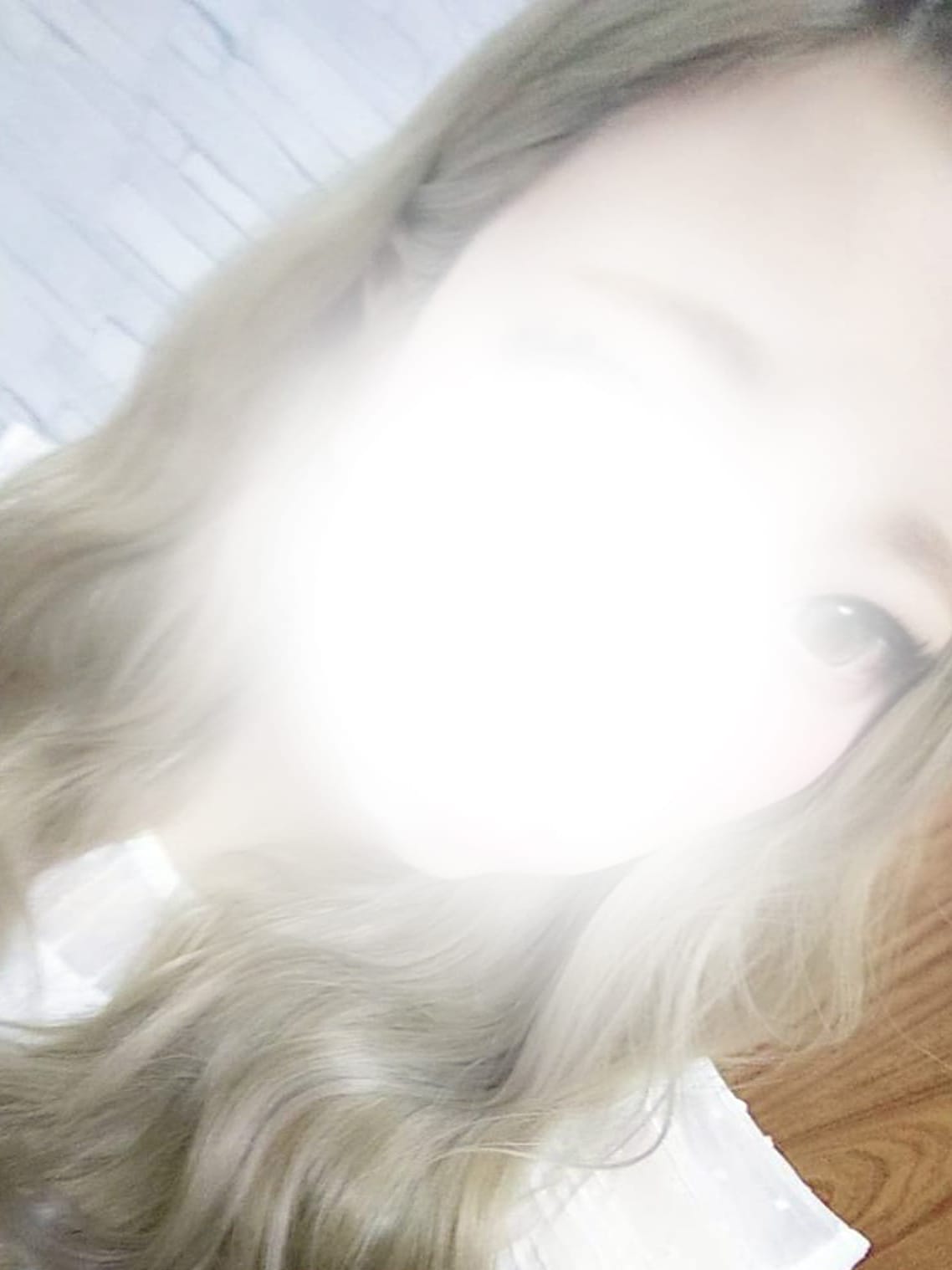 みい