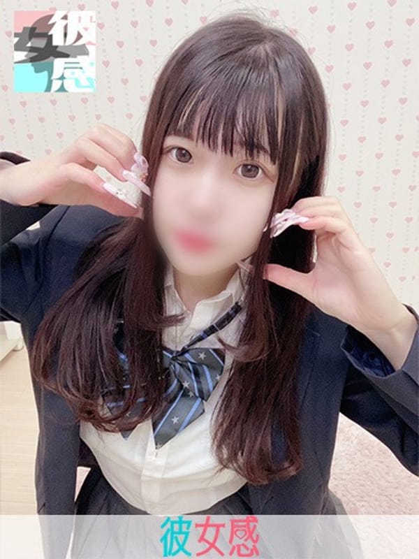なこ【黒髪清楚系美少女彼女♡】
