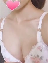 さきり|a.bitch αでおすすめの女の子