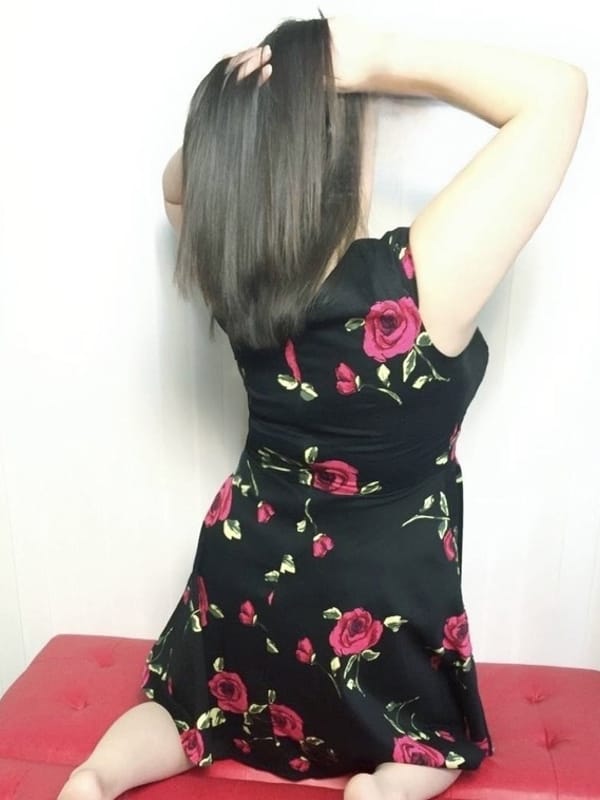 【熟女】しき|a．bitch αで評判の女の子