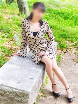 綾子(あやこ)|五十路エステハイブリッドで評判の女の子