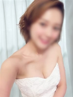 とうこ|マダムクインで評判の女の子